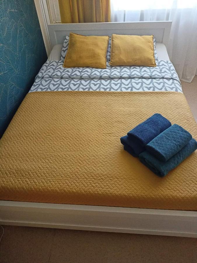 Kawalerka Czestochowa 17 Apartment Екстериор снимка
